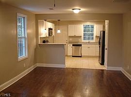 $185,000 in Atlanta, GA (Photo 4 of 12)