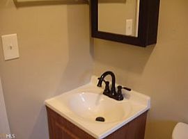 $185,000 in Atlanta, GA (Photo 8 of 12)