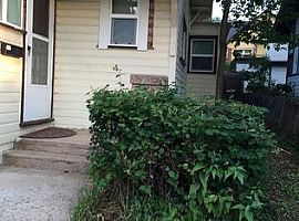 1 Bed 1 Bath 750 Sqft in Boulder, CO (Photo 9 of 10)