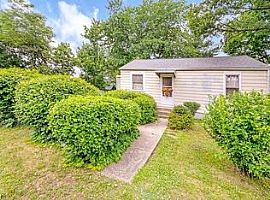 170,000 in Piscataway, NJ (Photo 9 of 12)