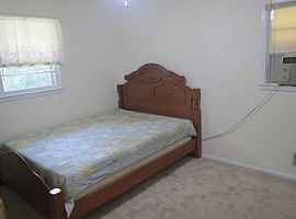 349,900 in South Plainfield, NJ (Photo 4 of 12)