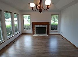 Adorable Home For Rent  in Bethany, OK (Photo 3 of 12)