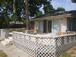 Adorable Home For Rent  in Bethany, OK (Photo 4 of 12)