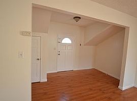 Multi Family Home in Long Beach, CA (Photo 11 of 12)