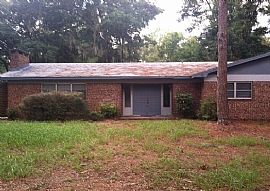 3649 Nw 16th Blvd, Gainesville, Fl 32605 in Gainesville, FL