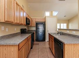 1600 E Carla Vista Dr, Chandler, Az 85225 in Chandler, AZ (Photo 4 of 9)