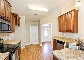 104 Autumn Haven Ln, Madison, Al 35758 in Madison, AL (Photo 4 of 9)