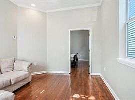 Beautiful 3 Bedroom Cozy Home in New Orleans, LA (Photo 5 of 12)