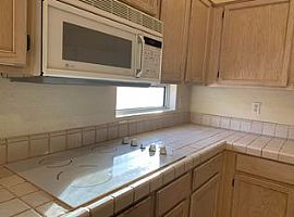 1103 N Poplar Dr, Chandler, Az in Chandler, AZ (Photo 4 of 6)