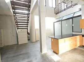 Beautiful 3 Bedroom Apartment in 1100 S Grand Ave, Los Angeles in Los Angeles, CA (Photo 4 of 12)