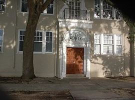 Small and Cozy 2 Bedroom 1 Bath First Floor Apartment in New Orleans, LA