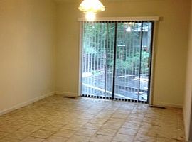 20501 Aspenwood Ln, Gaithersburg, Md 20886 in Gaithersburg, MD (Photo 6 of 11)