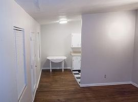 Good 2 Bedroom Home in Tallahassee, FL (Photo 10 of 12)