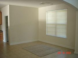 828 Indian Wood Ln, Myrtle Beach, Sc     4 Beds 2.5 Baths in Myrtle Beach, SC (Photo 3 of 8)