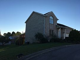 Charming Three Levels House in Somerset, KY (Photo 2 of 12)