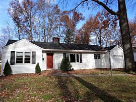 W Point Ter West Hartford, Ct 06107 in West Hartford, CT