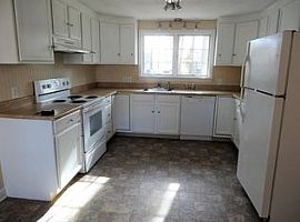 W Point Ter West Hartford, Ct 06107 in West Hartford, CT (Photo 6 of 12)