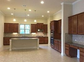 3 Beds 2.5 Baths 2,628 Sqft in Austin, TX (Photo 3 of 12)