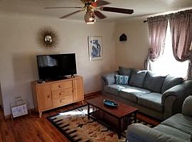  2 Beds 1 Bath 1,100 Sqft  For Rent  $1,599 /mo List Your Renta in Albuquerque, NM (Photo 7 of 12)