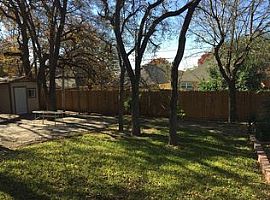 3 Beds 2 Baths 2,000 Sqft in Irving, TX (Photo 11 of 12)