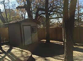 3 Beds 2 Baths 2,000 Sqft in Irving, TX (Photo 9 of 12)