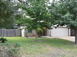 3 Beds 2 Baths 1,684 Sqft in Leander, TX (Photo 3 of 12)