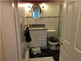 3 Bedroom 1263 Highview Ter, Cheshire, Ct 06410 in Cheshire, CT (Photo 7 of 10)