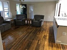 2 Beds 1 Bath 1,116 Sqft in Euless, TX (Photo 2 of 12)