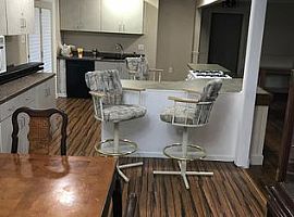 2 Beds 1 Bath 1,116 Sqft in Euless, TX (Photo 4 of 12)