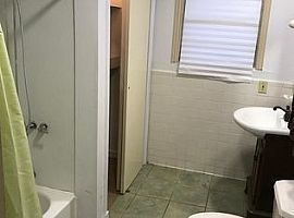 2 Beds 1 Bath 1,116 Sqft in Euless, TX (Photo 5 of 12)