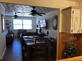 3 Beds 2 Baths 1,705 Sqft in Dallas, TX (Photo 4 of 12)