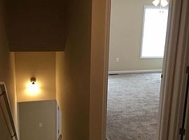 2000 Willow Dr Apt 1, Richmond, Ky in Richmond, KY (Photo 4 of 6)