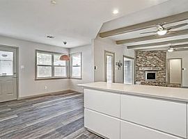 House For Rent in Houston, TX (Photo 7 of 9)