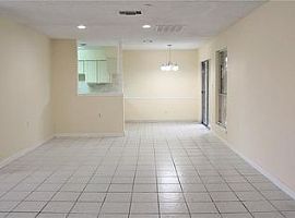 House For Rent in Houston, TX (Photo 2 of 10)