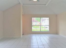 House For Rent in Houston, TX (Photo 3 of 10)