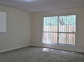 House For Rent in Houston, TX (Photo 9 of 10)
