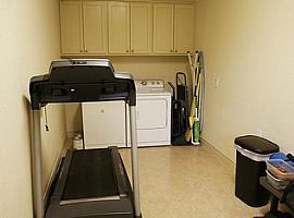 3 Beds 2.5 Baths 2,633 Sqft in Fulshear, TX (Photo 10 of 12)