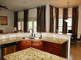 3 Beds 2.5 Baths 2,633 Sqft in Fulshear, TX (Photo 8 of 12)