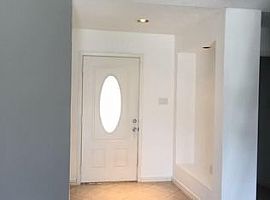 3 Beds 2 Baths 1,501 Sqft in Houston, TX (Photo 6 of 12)