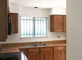 3 Beds 2 Baths 1,501 Sqft in Houston, TX (Photo 8 of 12)