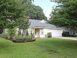 3 Beds 2 Baths in Savannah, GA