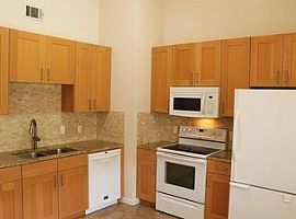 3 Beds 2 Baths in Savannah, GA (Photo 2 of 4)