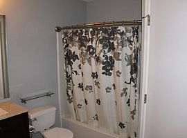 3 Beds 2 Baths in Savannah, GA (Photo 3 of 4)