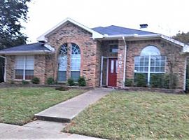 3 Beds 2 Baths 1,806 Sqft in Rowlett, TX (Photo 8 of 8)