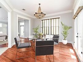 3 Beds 2.5 Baths 2,787 Sqft in Houston, TX (Photo 6 of 10)