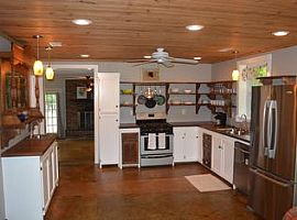 1309 Oceanview Rd, Charleston, Sc 29412 The Rent Is $600 in Charleston, SC (Photo 3 of 7)