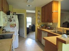 6455 Arbor Ln, Gulf Breeze, Fl 32563 The Rent Is $500 in Gulf Breeze, FL (Photo 3 of 4)