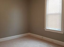 Charming 3bed 1 Bath  in Cincinnati, OH (Photo 4 of 11)