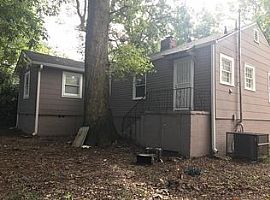 Charming  in Atlanta, GA (Photo 4 of 12)