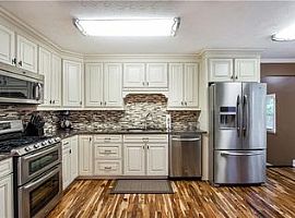 Charming  in Mableton, GA (Photo 6 of 12)